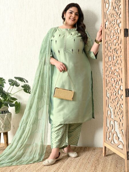PrettyPlus by Desinoor.com Plus Size Ethnic Motifs Embroidered Kurta Trousers And Dupatta
