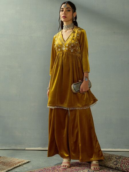 Shae by SASSAFRAS Women Ethnic Motifs Embroidered Empire Top with Pyjamas