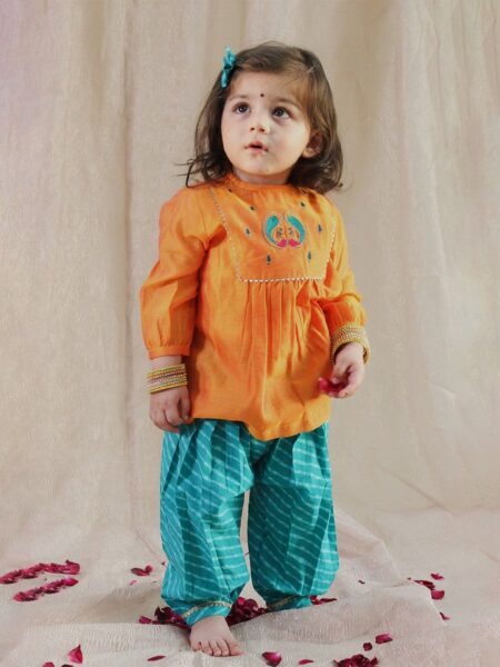 Tiber Taber Girls Ethnic Motifs Yoke Design Angrakha Chanderi Silk Kurta with Salwar