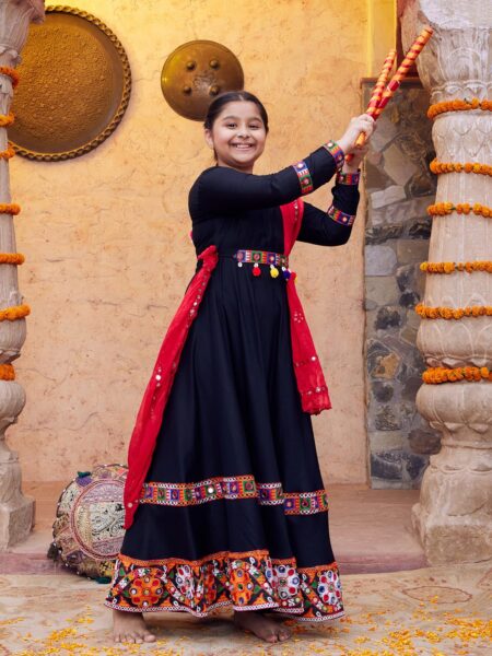 Girls' Navratri Special Black Anarkali Kurta With Red Dupatta Set