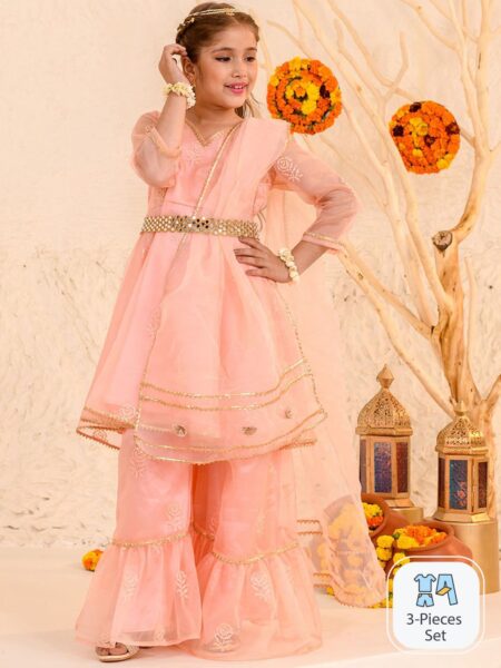 pspeaches Girls Floral Embroidered Regular Kurta with Sharara & With Dupatta