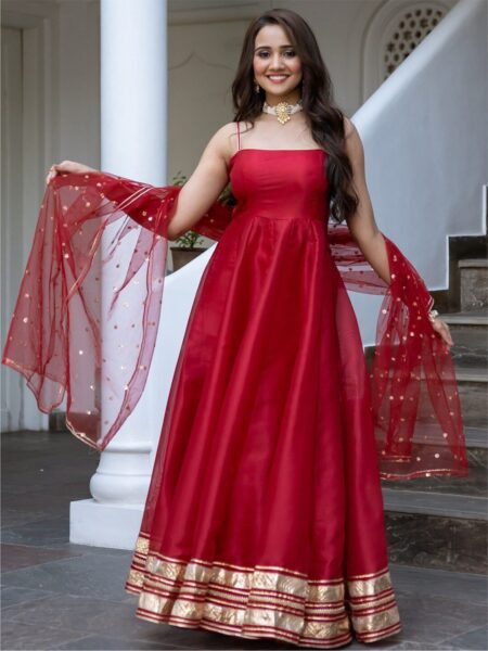 Lavanya The Label Women Kurta With Dupatta