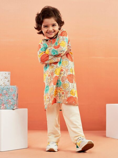 Boys' Multicolour Kurta And Pyjama Set
