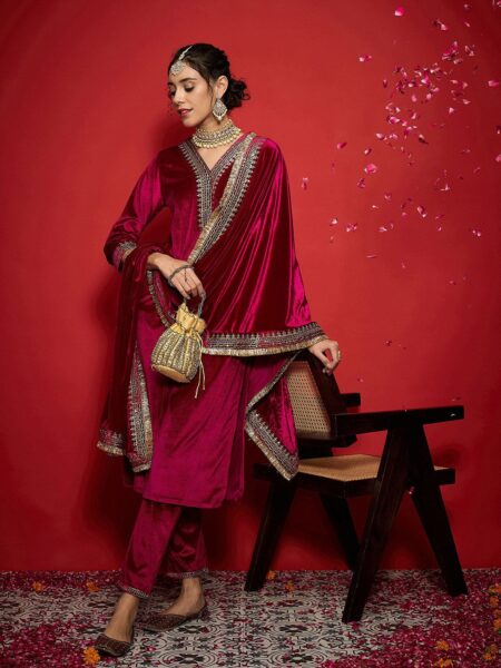 Embroidered Velvet Dupatta with Zari