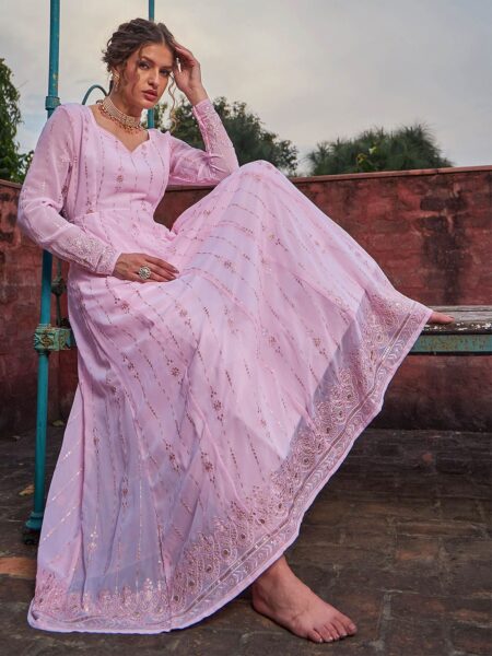 Floral Embellished Sweetheart Neck Empire Sequinned Anarkali Kurta
