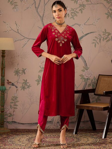 Floral Embroidered V-Neck Three-Quarter Sleeves Regular Velvet Kurta
