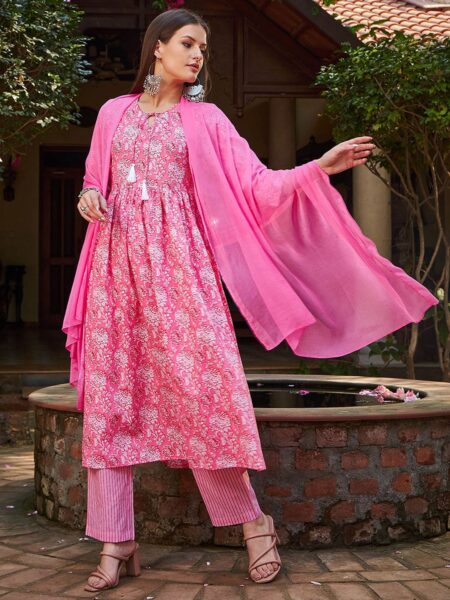Floral Printed Tie-Up Neck Pure Cotton Kurta With Trousers & Dupatta
