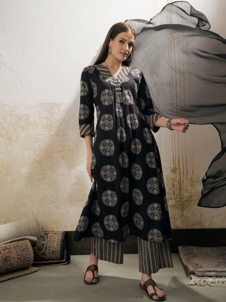 Geometric Printed V-Neck A-Line Pure Cotton Kurta With Palazzo & Dupatta