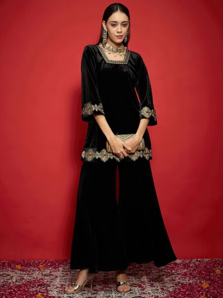 Women Embroidered Regular Velvet Kurta with Palazzos